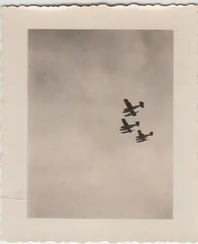 (F12220) Orig. Foto deutsche Doppeldecker, Wasserflugzeuge in der Luft 1930er