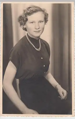 (F11944) Orig. Foto Porträt Gisela Mehns (16J.) a. Halberstadt 1955