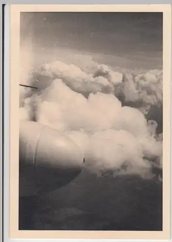 (F11792) Orig. Foto Flug über den Wolken, Blick aus einer Dornier Do 17 o.ä., vo