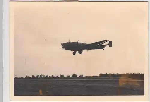 (F11790) Orig. Foto Landung einer Junkers Ju 86, vor 1945