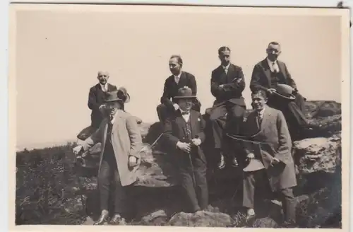 (F11616) Orig. Foto Tetschen-Bodenbach, Wanderung d. Kegelklubs a.d. Rosenberg 1