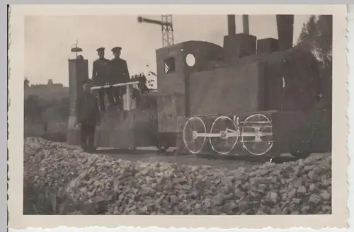 (F11559) Orig. Foto Festzug, Umzugswagen, Dampflok m. Tender, 1930er