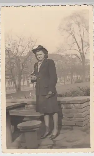 (F11514) Orig. Foto Köln, junge Frau Lieselotte Bager a.d. Spangenbergplatz 1943