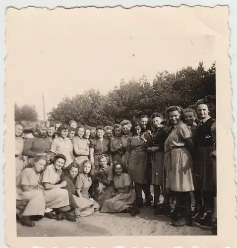 (F11364) Orig. Foto Ulrichshorst, Frauen, Gruppenbild 1943