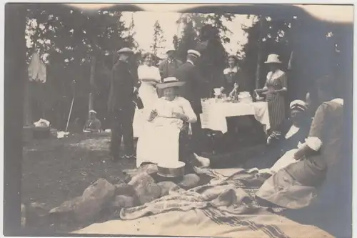 (F11031) Orig. Foto Karlstad, Picknick nach einer Bootsfahrt 1913