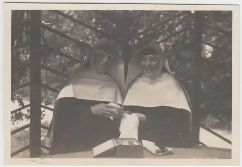 (F10949) Orig. Foto Nonnen im Kloster Brede, Schwester Stanisla u. Thoma 1930er