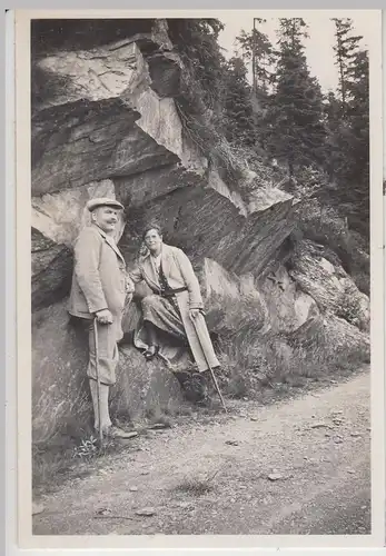 (F10916) Orig. Foto Wanderer am Felsen, 1933