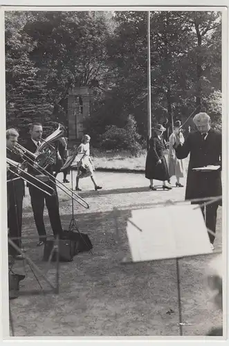 (F10818) Orig. Foto kleine Kapelle im Freien, 1960/70er