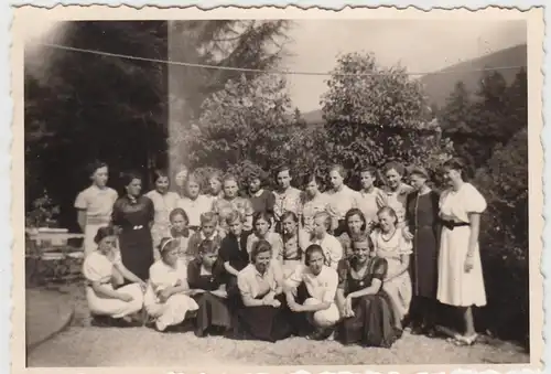 (F10654) Orig. Foto Hahnenklee, Frauen im Park, Erholung 1940