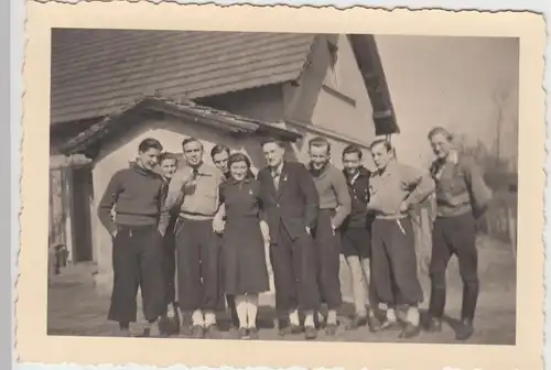 (F10536) Orig. Foto Spreewald, Gruppenbild vor dem Haus der D.J.H. 1939