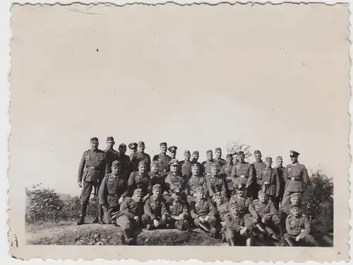 (F10350) Orig. Foto deutsche Soldaten, Gruppenbild im Freien 1930er