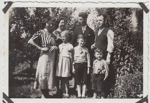 (F10307) Orig. Foto Personen, Gruppenbild im Freien 1930er