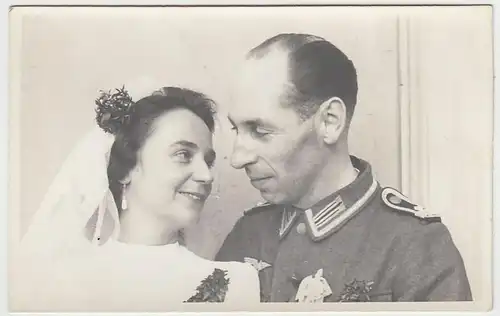 (F1030) Orig. Foto Wehrmacht-Soldat, Hochzeit, 1940er