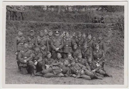 (F1019) Orig. Foto Wehrmacht Kompanie, Erinnerungsfoto, 1940er