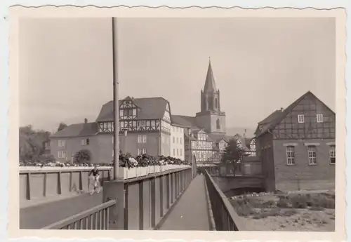 (F10164) Orig. Foto Brücke, Fachwerk, Kirche bei Koblenz, Braubach, Kamp, 1950er
