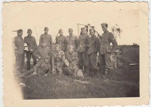 (F1011) Orig. Foto Wehrmacht-Soldaten, Gruppenfoto, 1940er