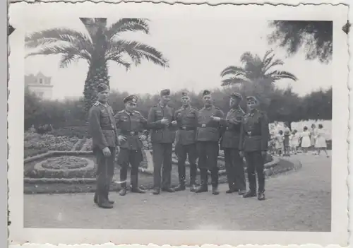 (F10094) Orig. Foto deutsche Soldaten im Park, Palmen 1930/40er