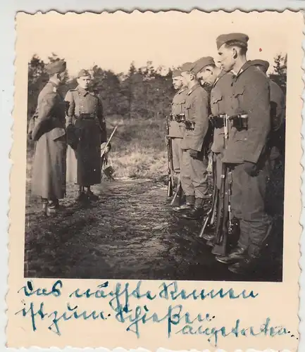 (F10026) Orig. Foto deutsche Soldaten fertig zum Schießen, 1930/40er