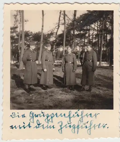 (F10021) Orig. Foto deutsche Soldaten im Wald, Gruppenführer u. Zugführer, 1930/
