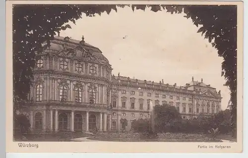 (107538) AK Würzburg, Partie im Hofgarten, 1933