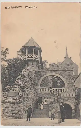 (96013) AK Wiesbaden, Römertor 1910
