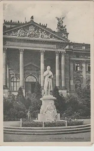 (69955) AK Wiesbaden, Schillerdenkmal, Hessisches Staatstheater, v. 1945