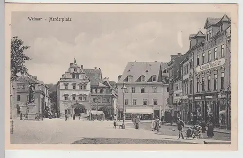 (106918) AK Weimar, Herderplatz mit Denkmal, vor 1945