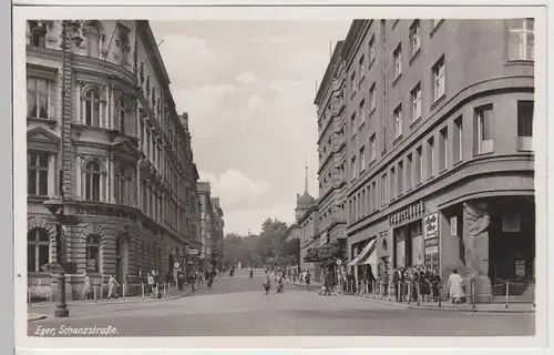 (110020) Foto AK Eger, Cheb, Schanzstraße, Cafe Apollo, Kreditanstalt, vor 1945