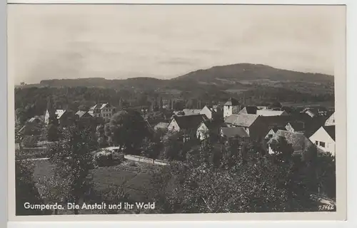 (73535) Foto AK Gumperda, Ortsansicht mit Schloss und Kirche, vor 1945