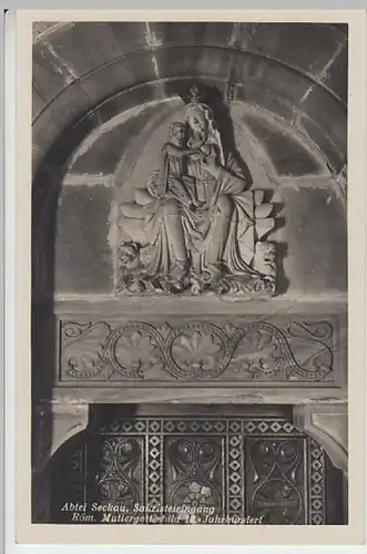 (27233) Foto AK Seckau, Abtei, Eingang Sakristei, Madonna 1931