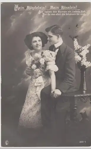 (114217) Foto AK Liebespaar >Mein Mägdelein! Mein Röselein!< 1911