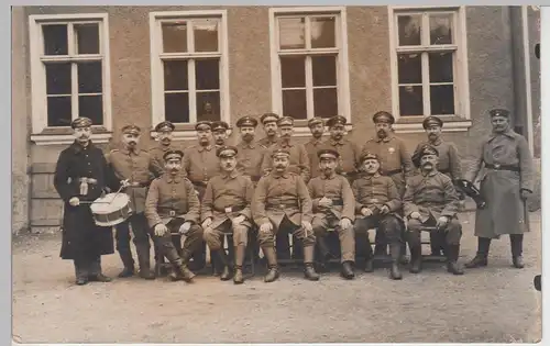 (89583) Foto AK 1.WK Soldaten, Gruppenbild, Feldpost Weiden (Opf.) Foto 1916