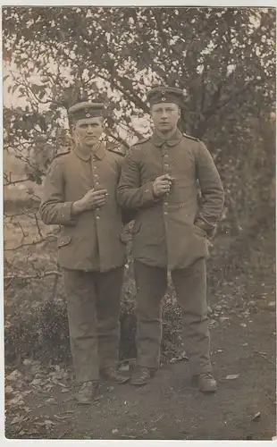 (81278) Foto AK 1.WK Porträt 2 Soldaten, Fotograf Treuchtlingen, 1914-18