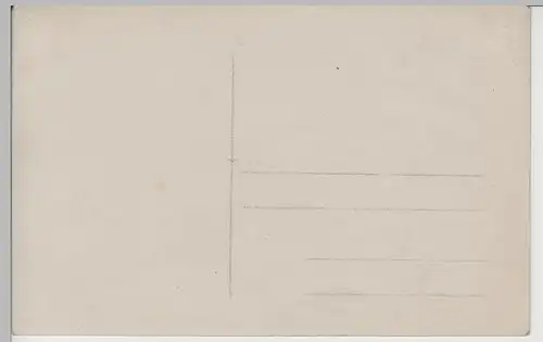 (80333) orig. Foto 1. WK Soldaten, Gruppenfoto mit Sitzbank, 1914-18
