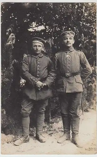 (37443) Foto AK junge Soldaten 1.WK, 1916