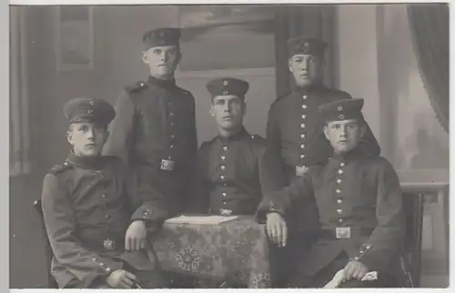 (21978) Foto AK Militaria, junge Soldaten, Gruppenbild, Fotograf Ulm 1914-18