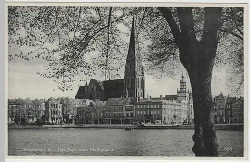 (64921) AK Schwerin, Dom, Blick vom Pfaffenteich 1940
