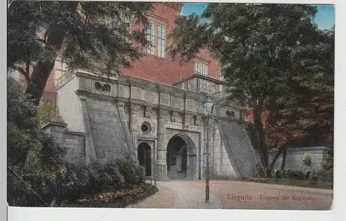 (112909) AK Liegnitz, Legnica, Eingang zur Regierung 1920