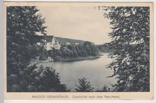 (95481) AK Malente-Gremsmühlen, Durchblick nach dem Park-Hotel, 1919