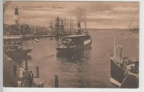 (78408) AK Flensburg, Am Hafen, 1926