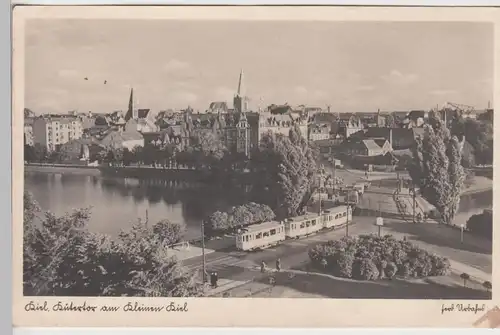 (109224) Foto AK Kiel, Kütertor am Kleinen Kiel, Straßenbahn 1942