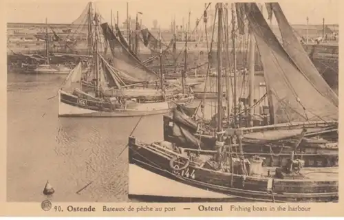 (1672) AK Schiffe, Segelboot, Fischerboote in Ostende 1920er