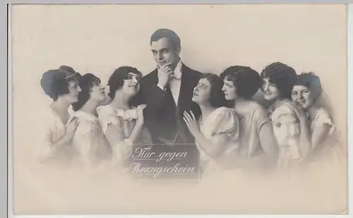 (114763) Foto AK Mann m. jungen Damen >Nur gegen Bezugsschein< 1917, Motiv 4