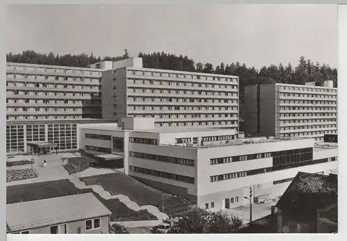 (83437) Foto AK Bad Elster, Therapiegebäude, Bettenhäuser 1984