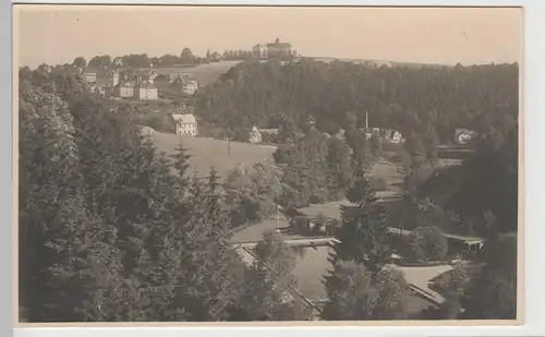 (79980) Foto AK Rabenau, Sa., Panorama mit Schule