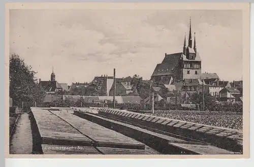 (106488) AK Lommatzsch, Partie mit Frühbeeten und Wenzelskirche, 1940/50er