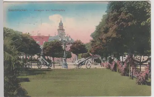 (109288) AK Saarbrücken, Anlagen am Schlossplatz, Kanonen 1913