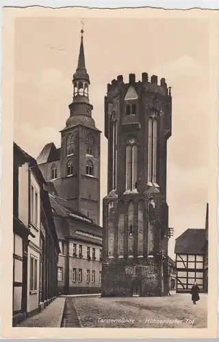 (103717) Foto AK Tangermünde, St. Stephan, Hünerdorfer Tor, Eulenturm