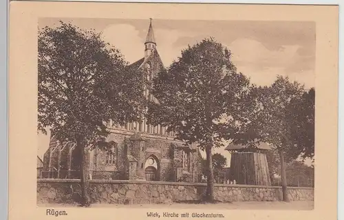 (112937) AK Wiek a. Rügen, Kirche m. Glockenturm 1920er
