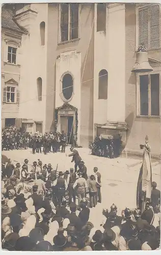 (43449) Foto AK Aufzug der neuen gr. Glocke, Ort unbekannt, 28. Mai 1922